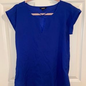 Blue crisscross express top